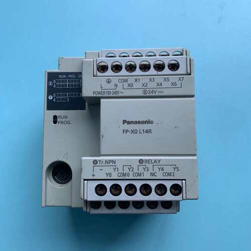 松下PLC AFPX0L14R-F，功能正常，成色为实图--议价商品