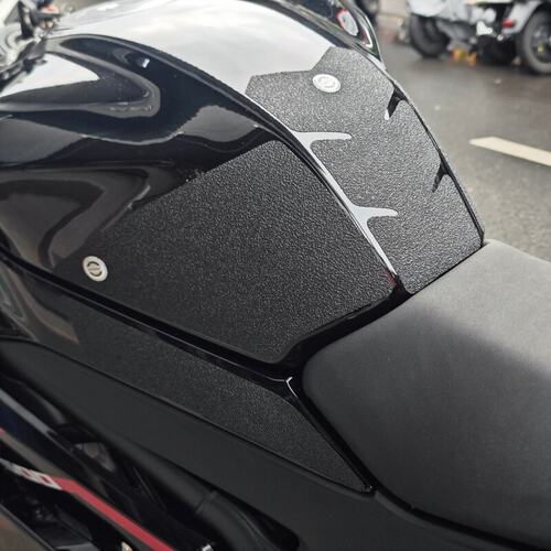 张雪ZXMOTO500RR油箱贴防滑