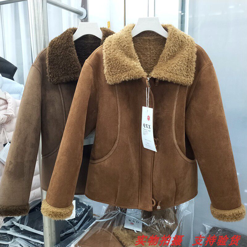 茜2631新款2026冬休闲女装皮毛一体鹿皮绒翻领加厚外套上衣女装
