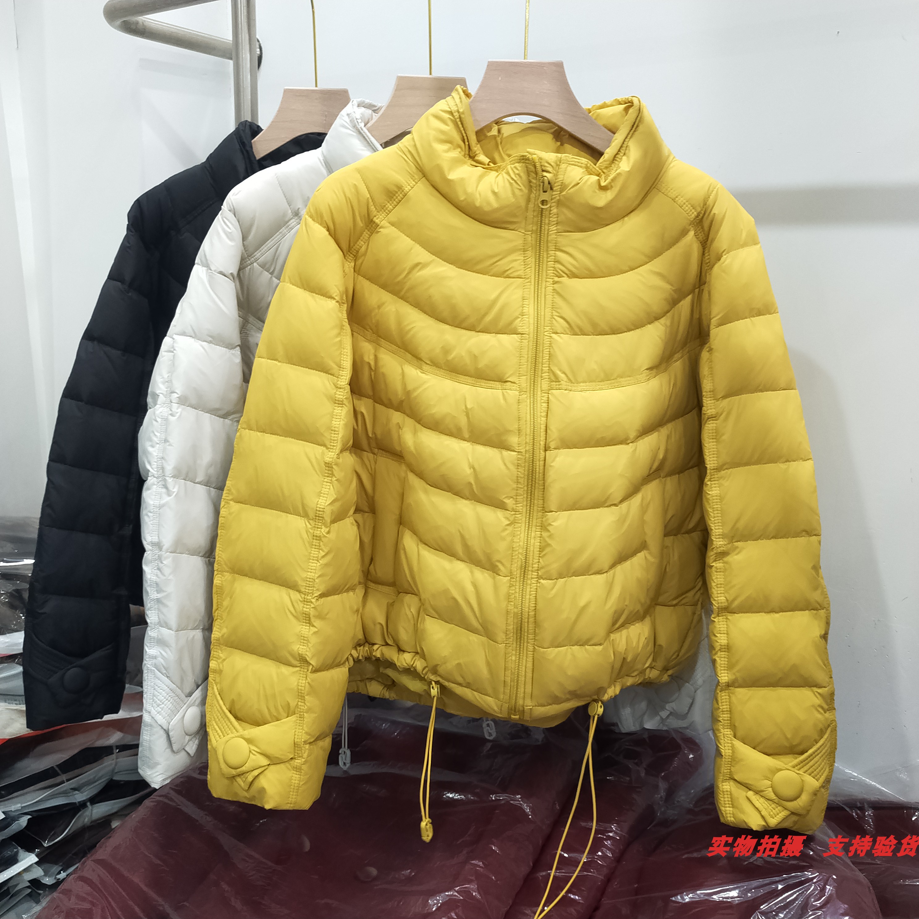 简约轻盈显瘦排骨羽绒服白鸭绒