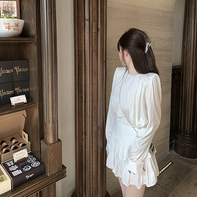 KKKSTUDIO收腰衬衫女带垫肩