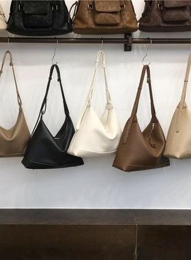 小脏柜 2026新款小众荔枝纹通勤单肩腋下风筝包斜挎hobo百搭女包