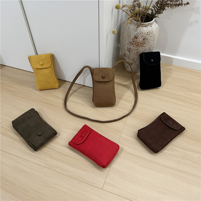 小脏柜 秋冬一只可爱韩系复古软麂皮绒手机包休闲轻便斜挎小方包,箱包皮具/热销女包/男包,通用款女包,淘宝优惠券,粉丝福利购,淘宝优惠卷