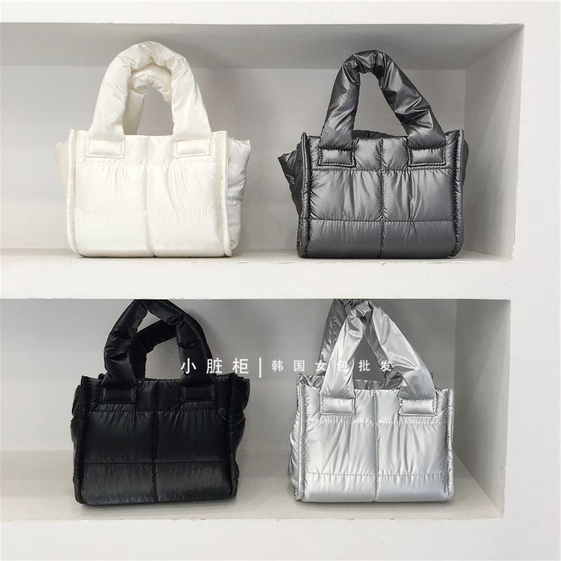 小脏柜 韩国新款小众蓬松手提小方包银色休闲百搭单肩斜挎托特包,箱包皮具/热销女包/男包,通用款女包,淘宝优惠券,粉丝福利购,淘宝优惠卷