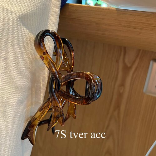 现Tveracc 韩国正品ins风粉色蝴蝶结抓夹女后脑勺盘发鲨鱼夹发饰