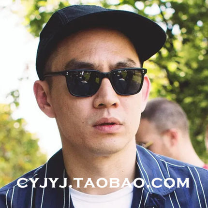 日系超轻潮人时尚太阳镜女复古小脸方框偏光墨镜男士开车专用眼镜