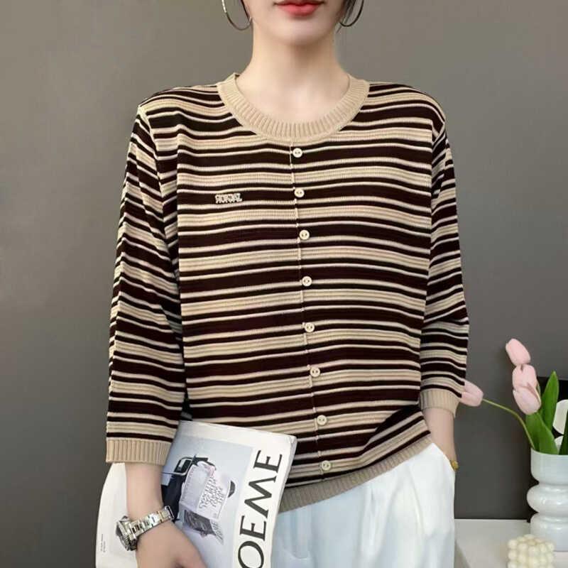 2024秋季新款条纹针织开衫女宽松大码显瘦百搭上衣中年女士打底衫