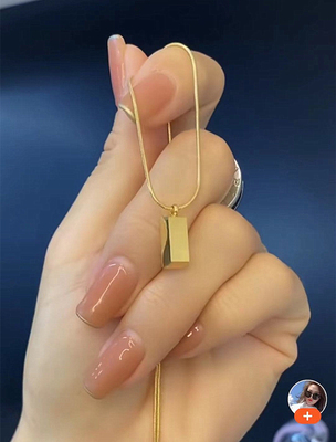 小金块项链2023年新款女不掉色18k金条吊坠钛钢锁骨链精致不褪色