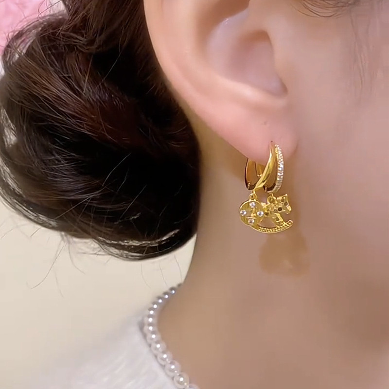 金色碎碎冰小马钱币双耳扣耳环
