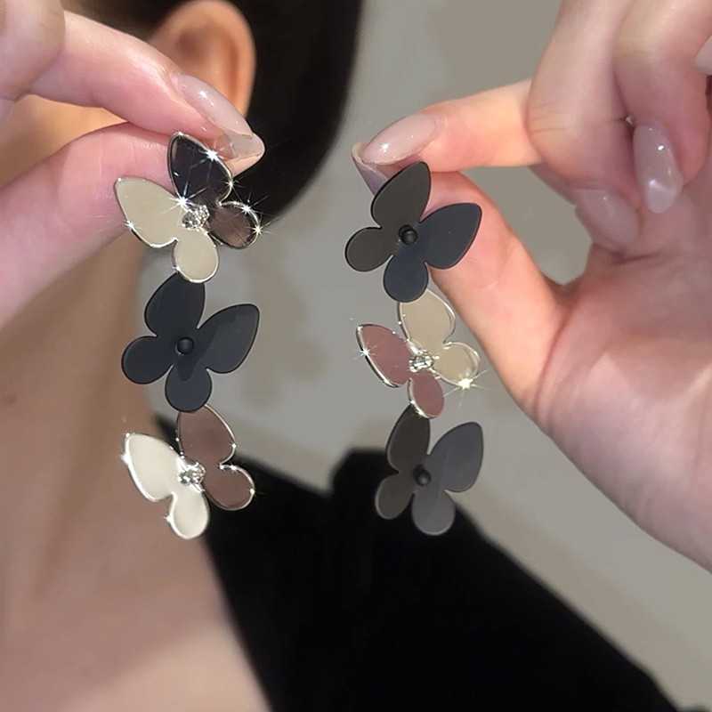 新款金屬撞色蝴蝶流蘇耳環女百搭