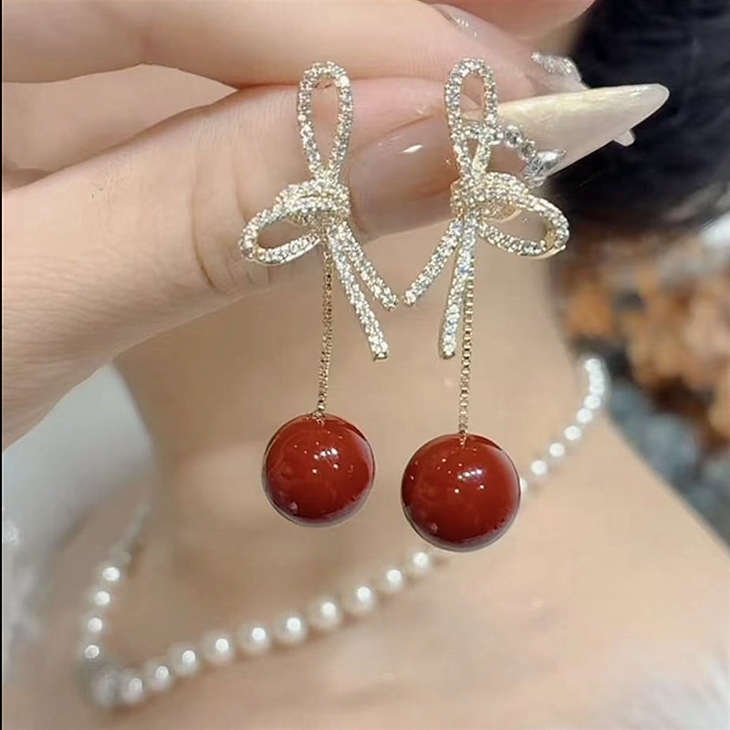 秋冬好物满钻对称蝴蝶结耳环