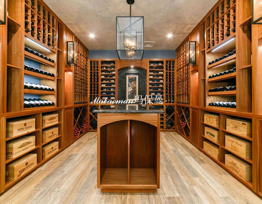 玛曼堡恒温恒湿酒窖定制不锈钢酒架橡木展架  雪茄房设计生产厂家