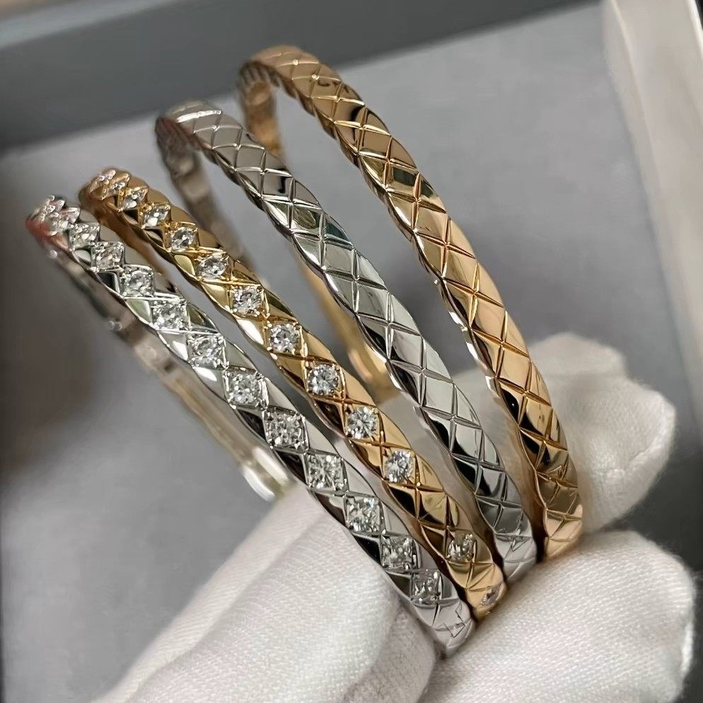 coco菱格纹手镯带钻手环女玫瑰金手饰小香风轻奢素圈环925银镀18K