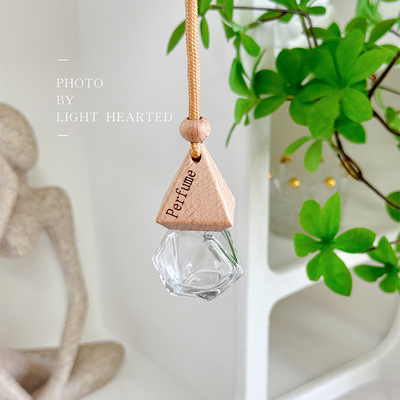 车载香薰空瓶车载出风口夹子饰品