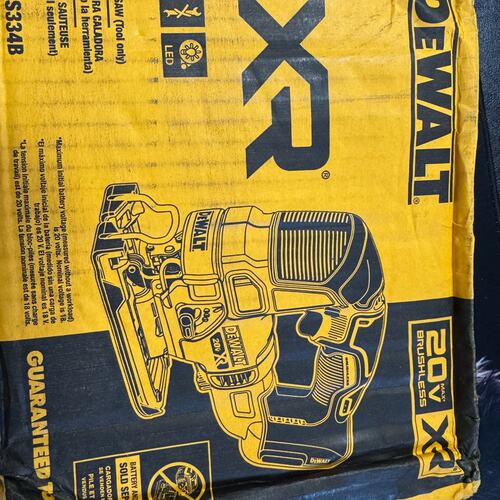 议价得伟DEWALT 20V锂电无刷曲线锯机 DCS334B-A维修