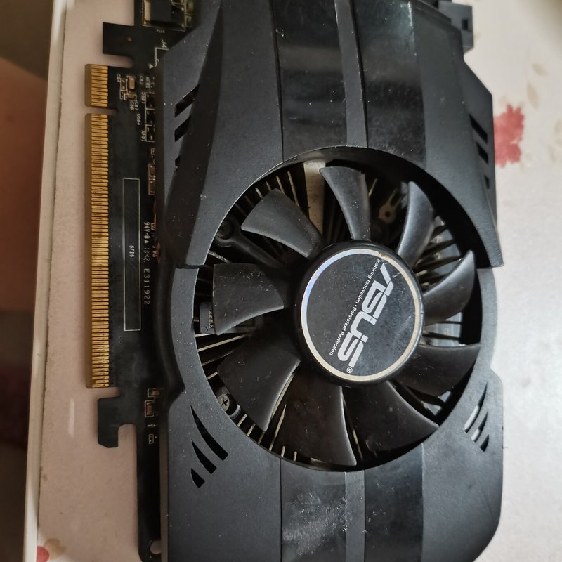 华硕gtx650 1g拆机显卡，正常使用，需要私聊我吧