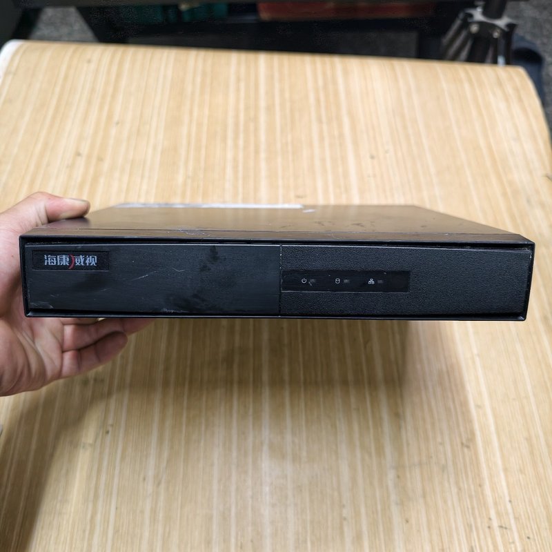 议价海康威视DS-7804HGH-F1/M硬盘录像机，4路监控主维修