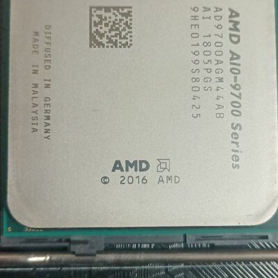议价，AMDA10-9700CPU 成色如图实物拍摄，维修