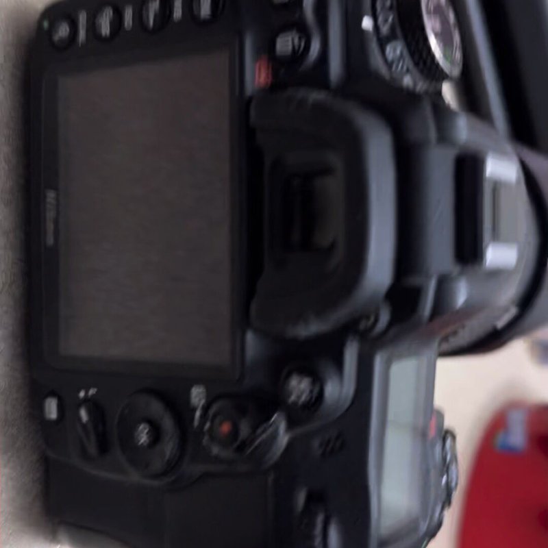 议价尼康D7000单反+18-105mm套机,机身成色很维修
