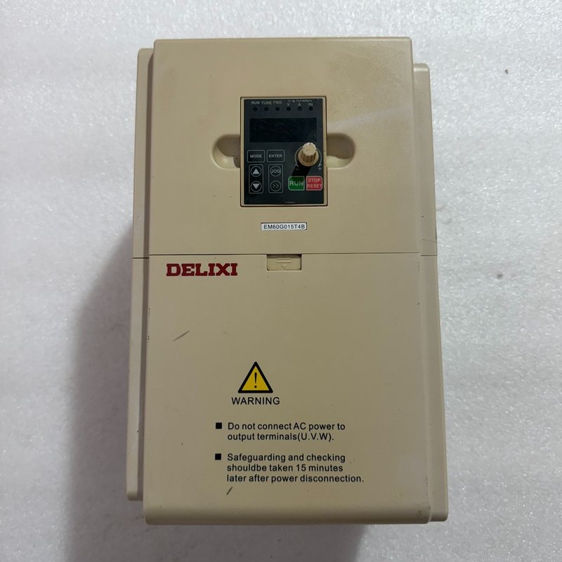 议价德力西变频器 I-EM60G015T4B,15KW 38维修