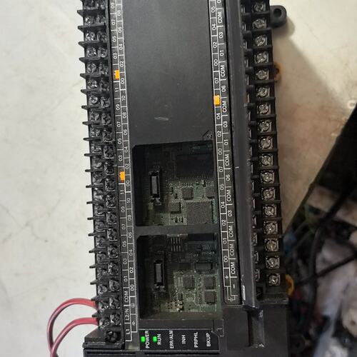 议价欧姆龙原装拆机PLC，CP1L-M60DR-A维修