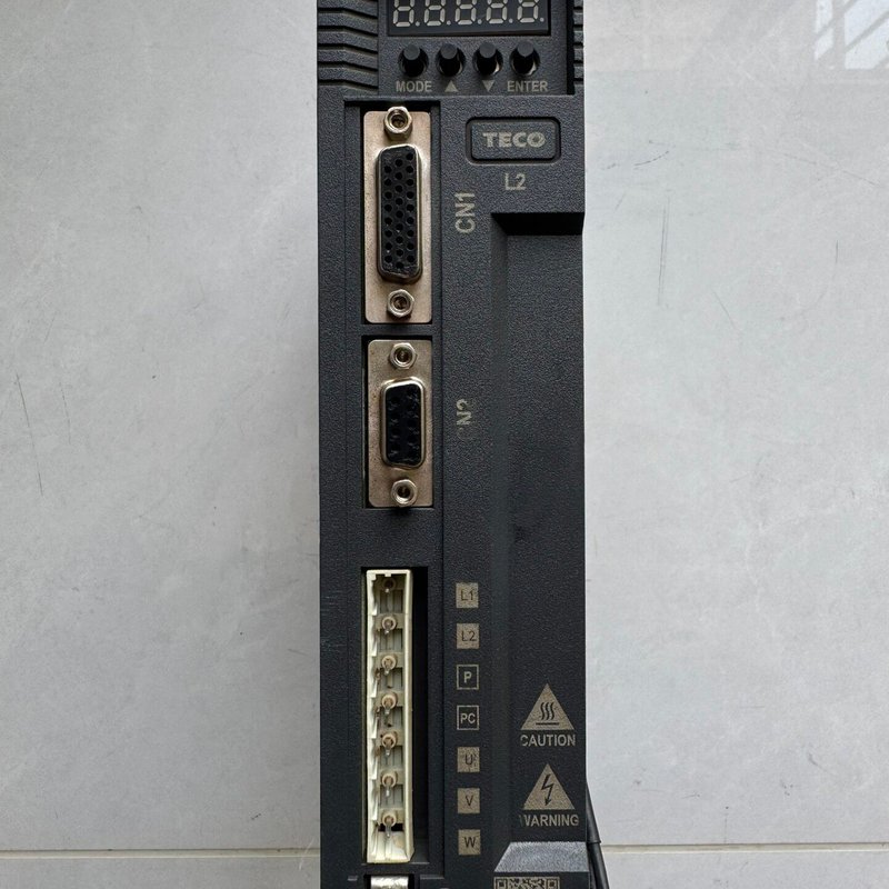 议价TECO东元伺服驱动器JSDL2-20A1,成色不错,输入电维修