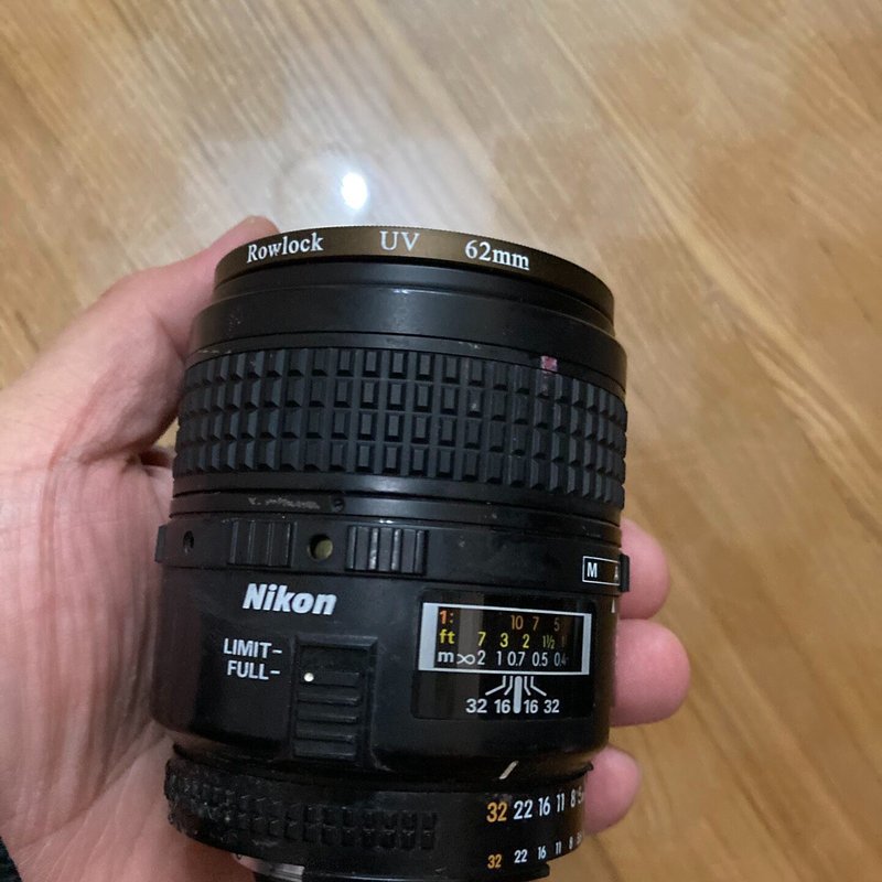 尼康60 f2.8D 全幅 距 实物图 成色中等 机