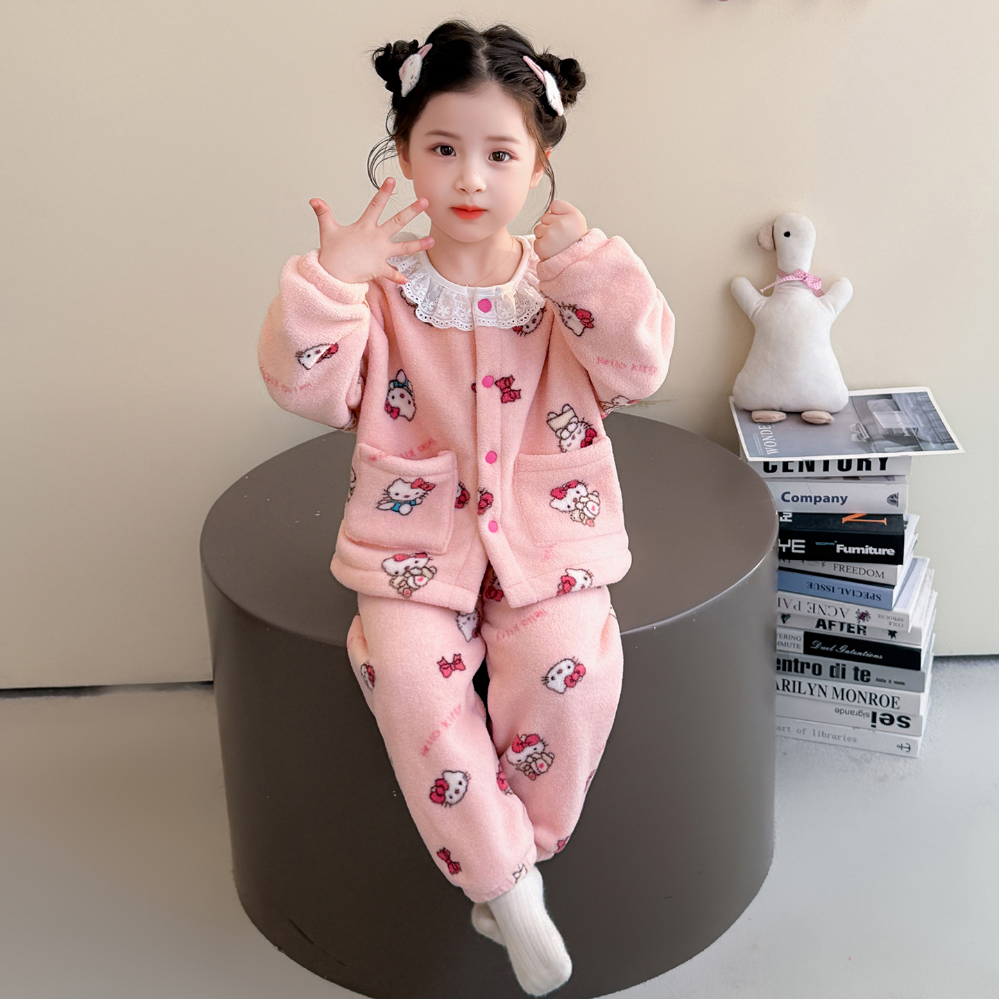 女童睡衣套装秋冬新款女孩宝宝加厚珊瑚绒儿童法兰绒家居服两件套