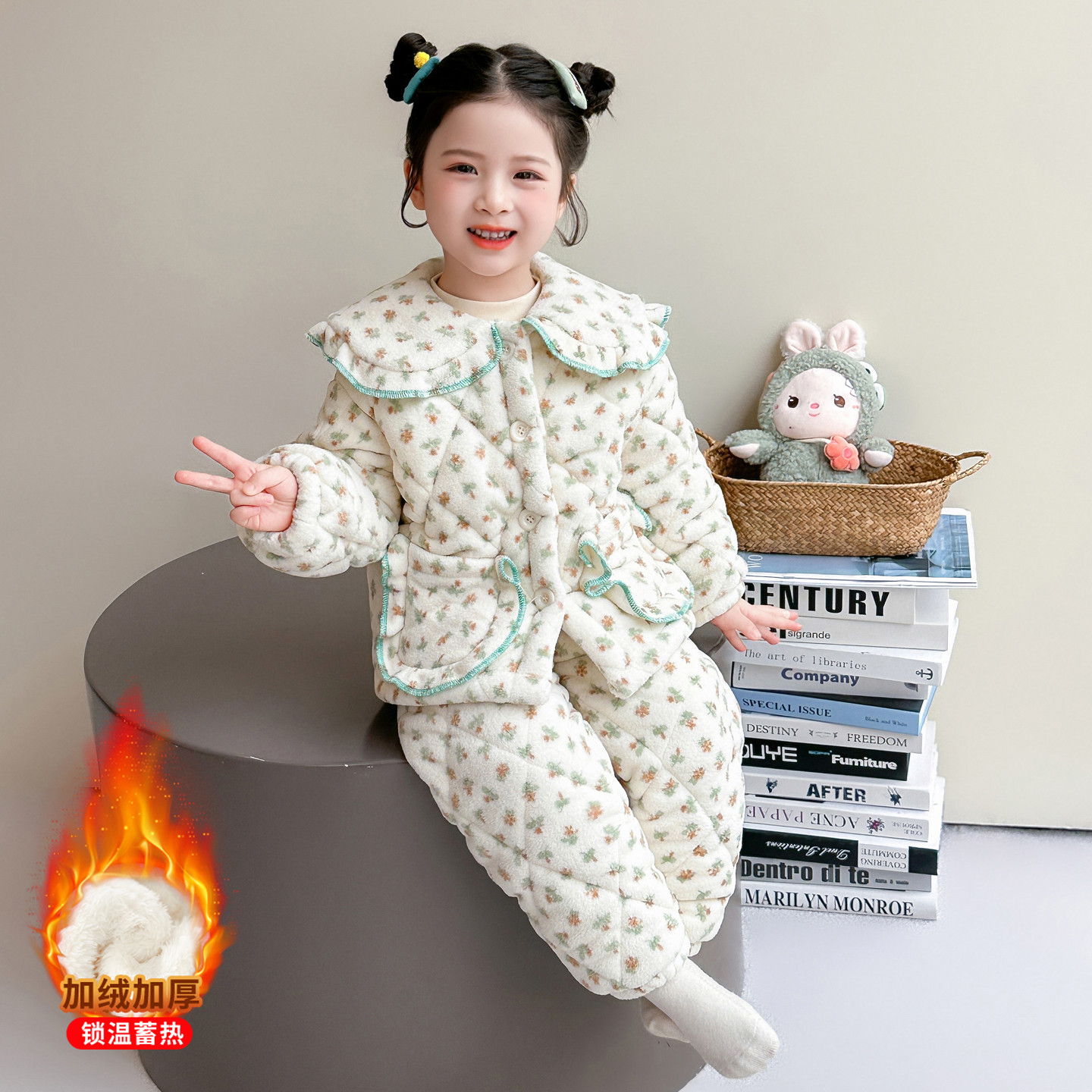 女童睡衣套装2025冬季新款珊瑚绒家居服三层夹棉儿童加厚法兰绒款