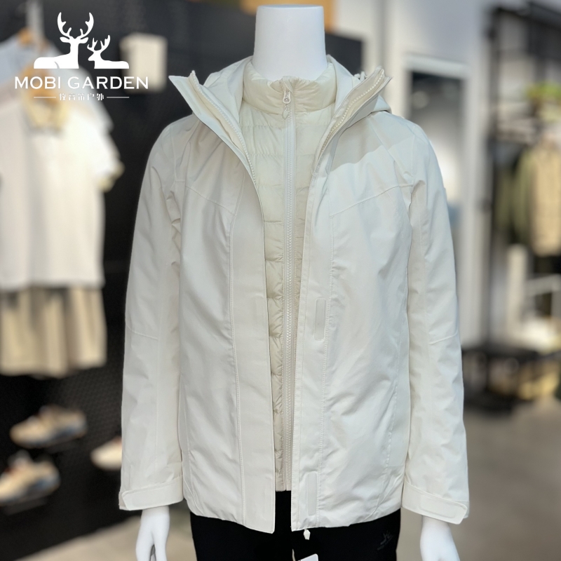 牧高笛女式套羽绒三合一冲锋衣