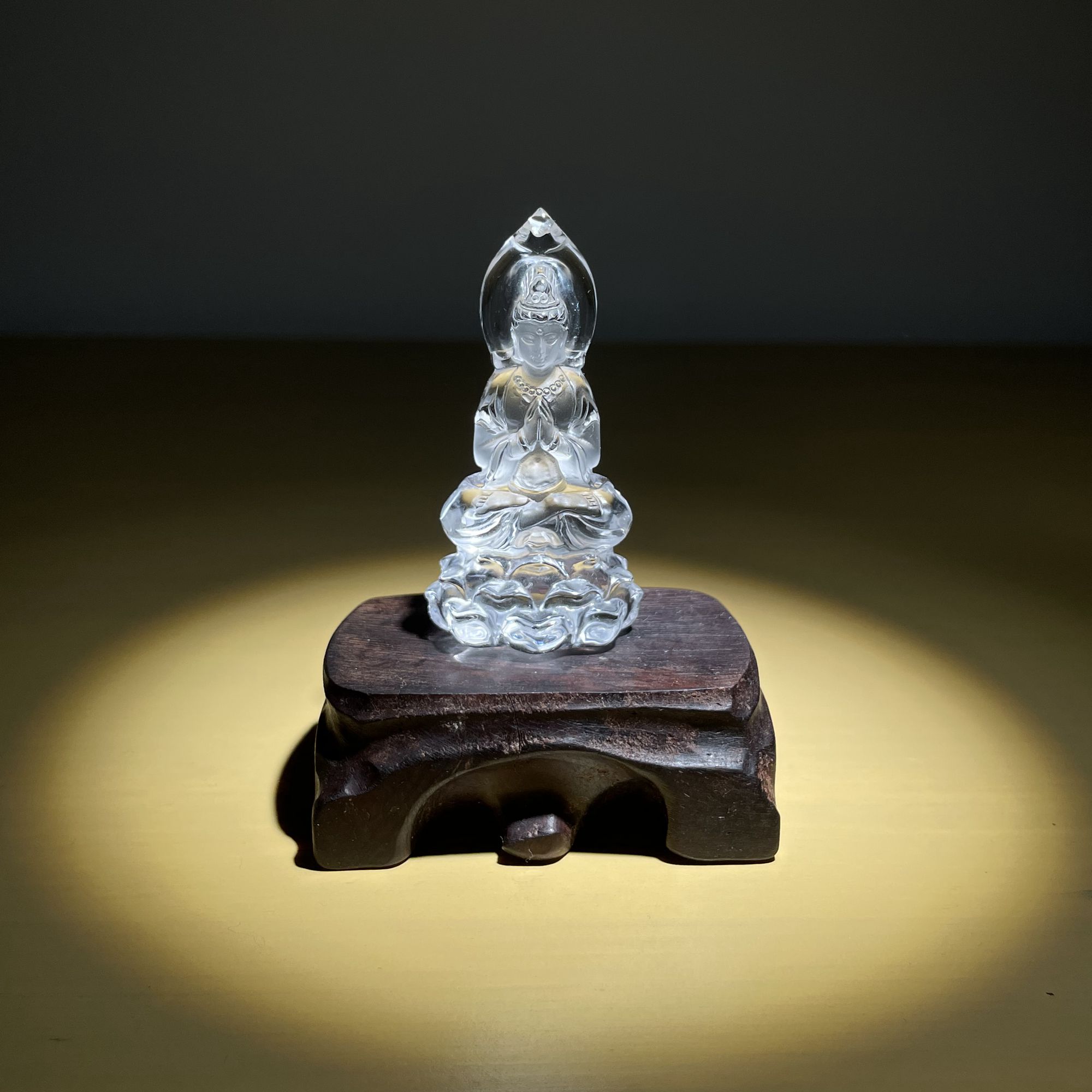天然白水晶观音菩萨小摆件送实木底座办公室装饰品配