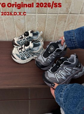 2026春新款儿童旋转扣休闲运动鞋男女童潮款老爹鞋防踢软底轻跑鞋