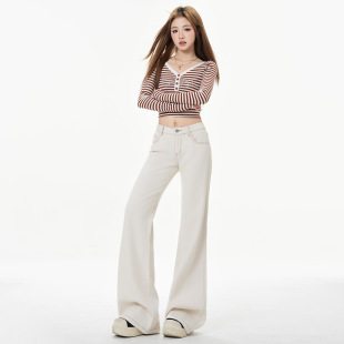 美式复古米杏色低腰宽松微喇牛仔裤女2026春季新款修身显瘦喇叭裤