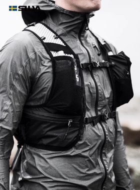 SILVA Strive Light Black 10大容量越野背包15L户外步运动UTMB