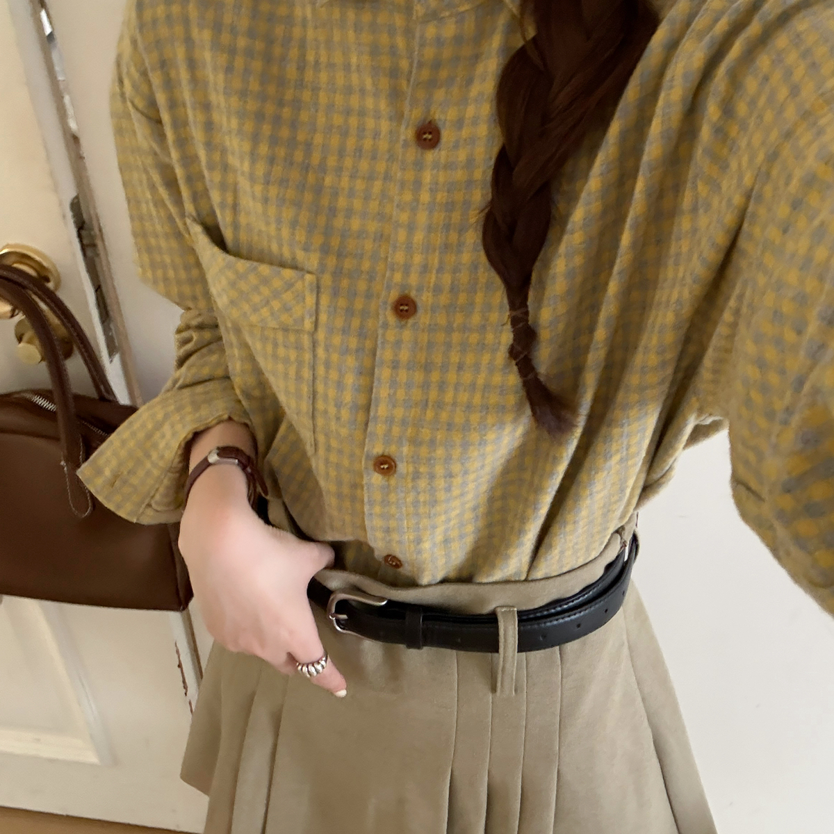 OMELET蛋卷-冬上新韩系复古百搭单口袋磨毛格子衬衫HC25970