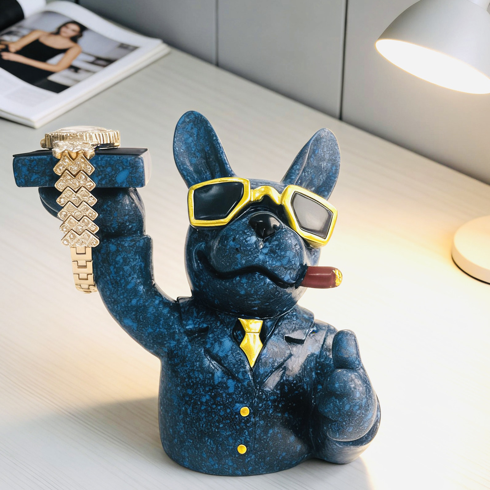 创意绅士犬手表托桌面摆件可爱卡通动物手表支架展示架装饰品礼物,家居饰品,桌面摆件,淘宝优惠券,粉丝福利购,淘宝优惠卷