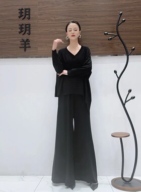 A450黑色轻奢设计师中长款提花轻奢针织气质两件套玥玥羊