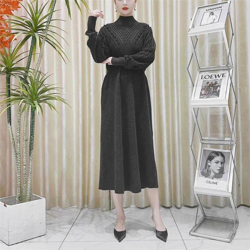 2026年炭灰色设计款气质秋冬轻奢针织连衣裙时尚复古,女装/女士精品,连衣裙,淘宝优惠券,粉丝福利购,淘宝优惠卷