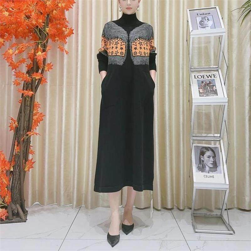 黑色高领翅膀印花设计款气质秋冬轻奢针织连衣裙时尚复古,女装/女士精品,连衣裙,淘宝优惠券,粉丝福利购,淘宝优惠卷