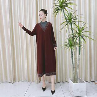 轻奢针织连衣裙时尚 新品 羊毛气质秋冬季 波尔多红提花设计款