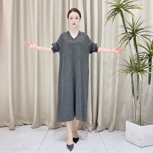 玥玥羊9719灰色立体浮雕设计款 轻奢针织连衣裙时 羊毛气质秋冬长款