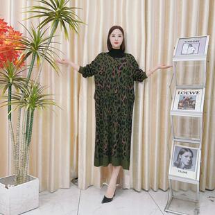 A273绿色豹纹设计款 复古 气质秋冬轻奢针织连衣裙时尚