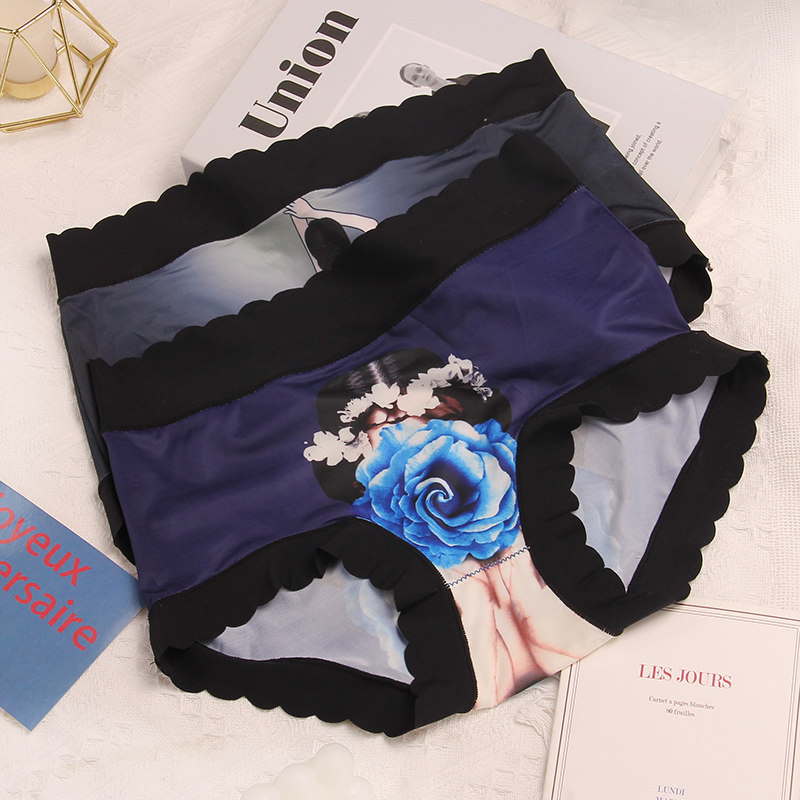 卡通女孩冰丝无痕美人图大码内裤女包臀纯欲性感裸感中高腰三角裤