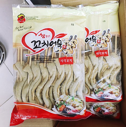 竹签鱼饼串关东煮麻花韩国部队