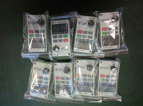 LC-M02E LC-MO2E LC-M2E全新变频器面板VFD-M