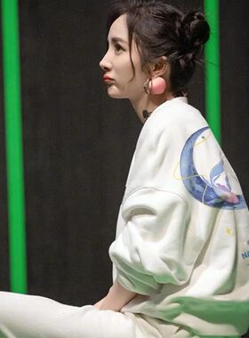 新款卫衣女潮款ins圆领宽松长袖学生休闲2022年新款纯棉上衣秋冬