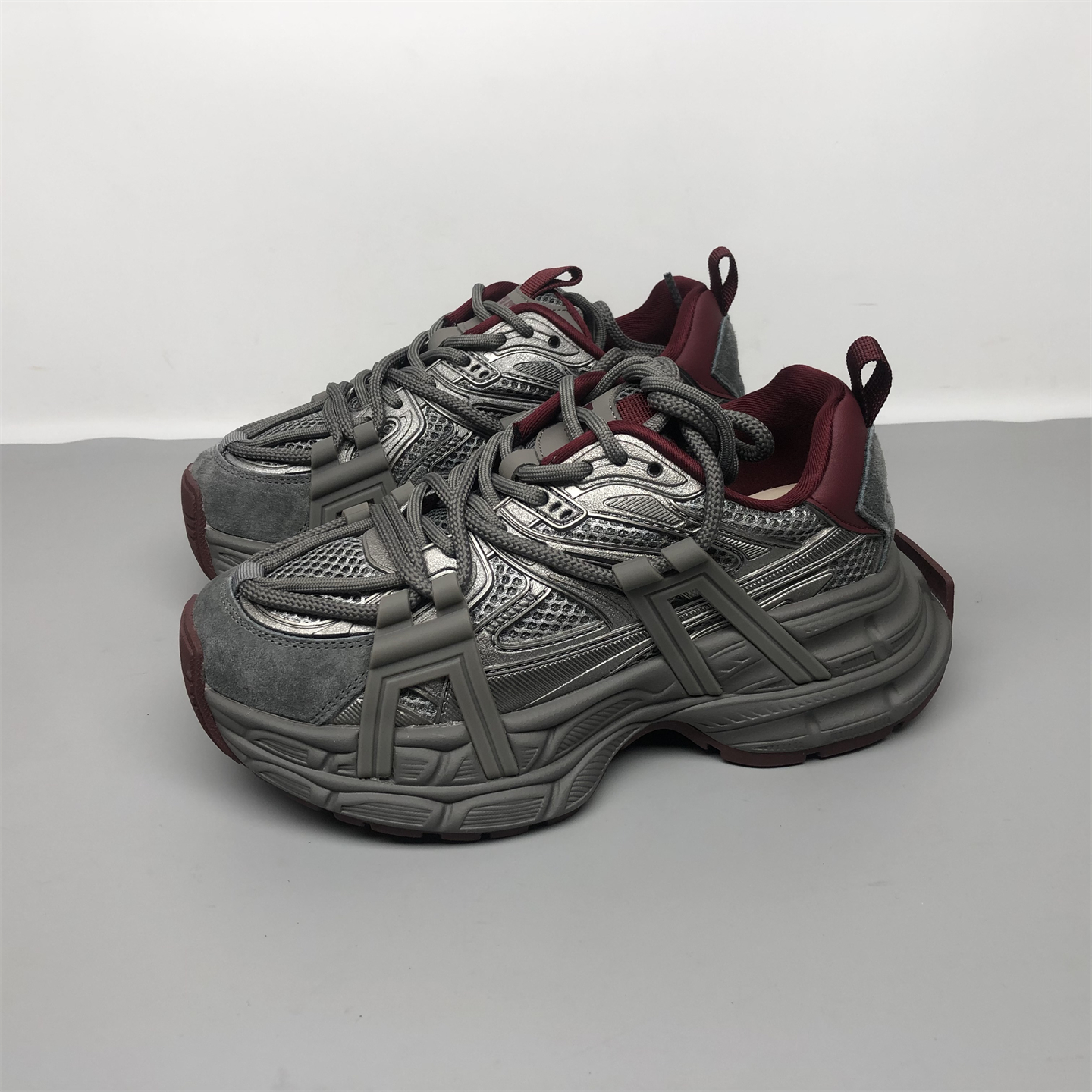 品牌撤柜女鞋2025新款拼色老爹鞋