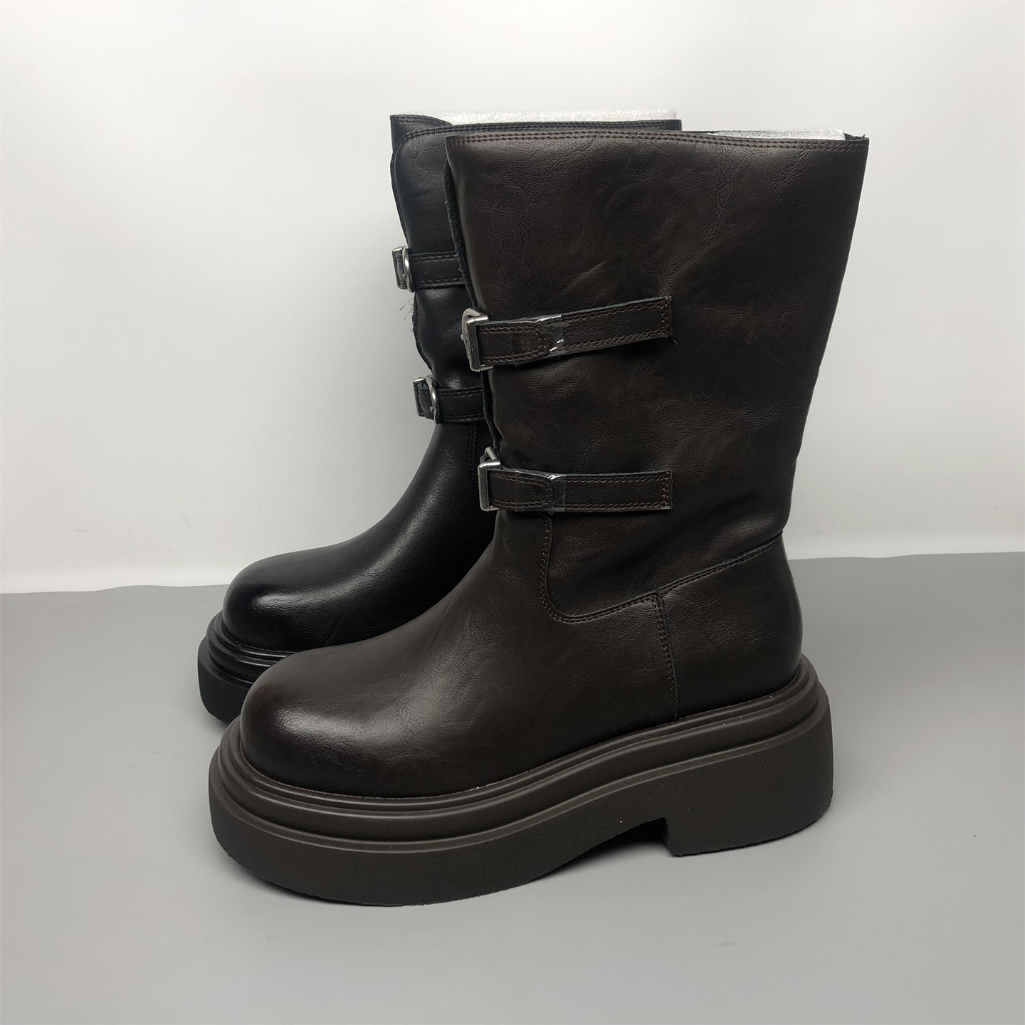 品牌撤柜金属扣粗跟靴女靴