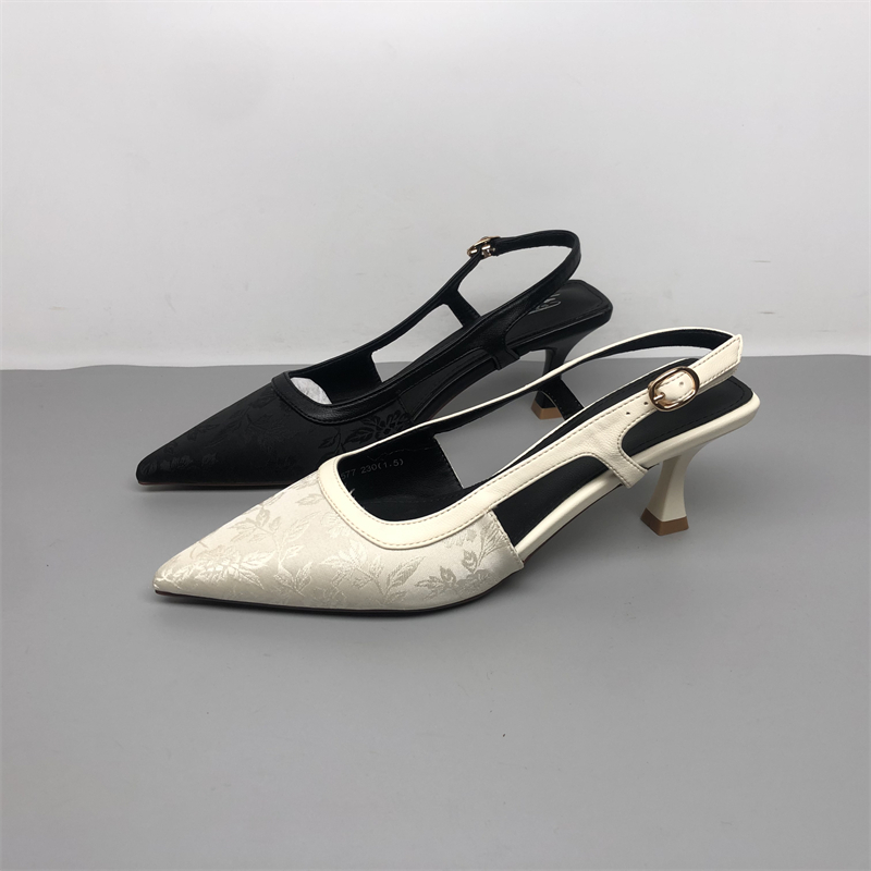 品牌撤柜新款女凉鞋夏季时装特价