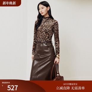 5520A 上衣女25冬新款 firststation时尚 高领豹纹不规则下摆打底衫